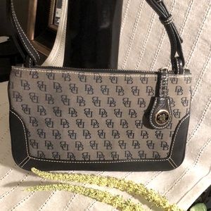 Dooney & Bourke Navy Signature bag